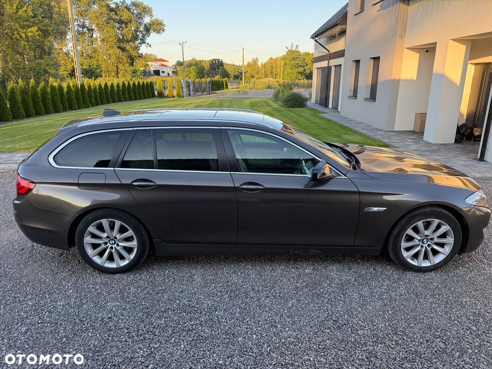 BMW Seria 5 520d Luxury Line - 11