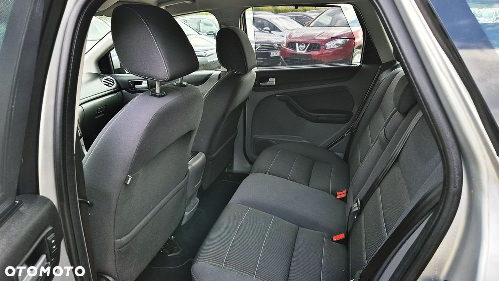 Ford Focus 1.8 FF Platinium X - 31