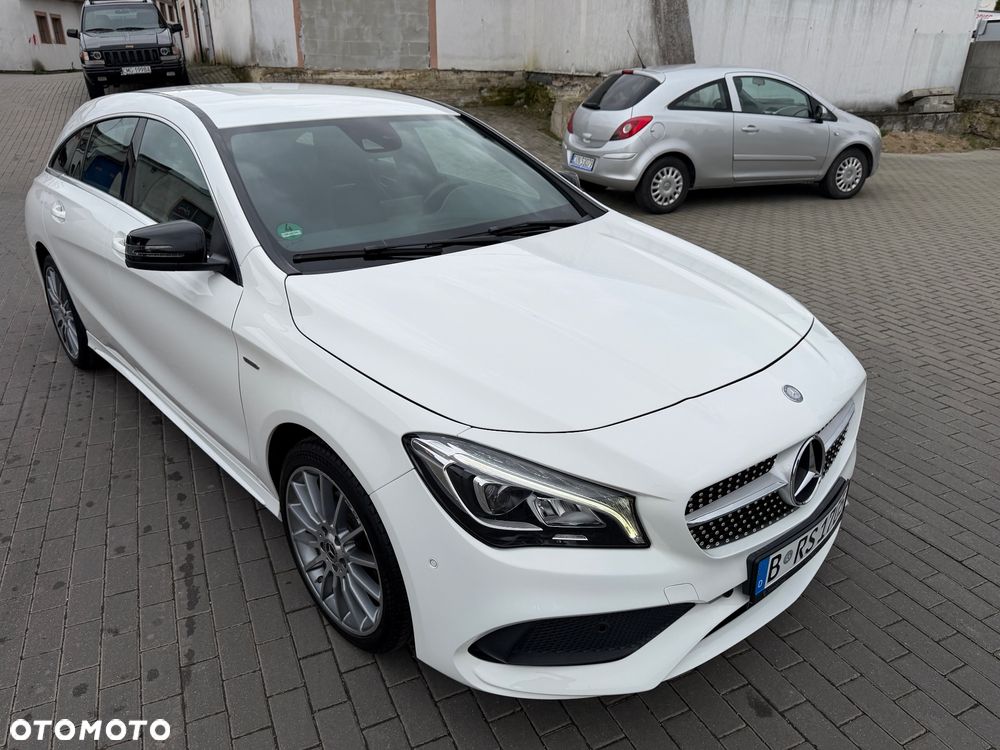 Mercedes-Benz CLA Shooting Brake 180 7G-DCT AMG Line - 3