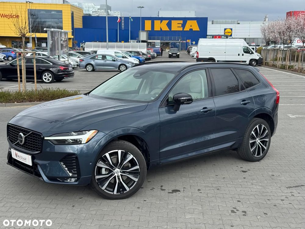Volvo XC 60 B5 D AWD Plus Dark - 6