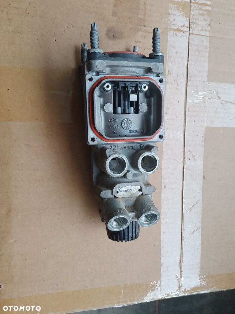 ZAWÓR HAMULCA WABCO MB ACTROS MP4 A0044314706 - 3