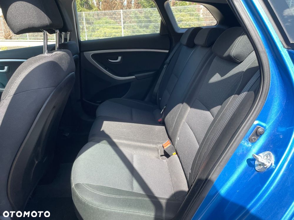 Hyundai i30 1.6 CRDi BlueDrive Premium - 7