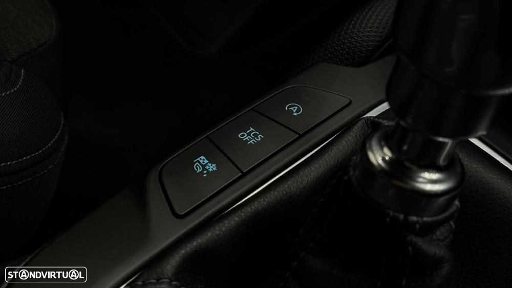 Ford Focus 1.0 EcoBoost Active - 29