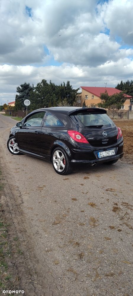 Opel Corsa - 4
