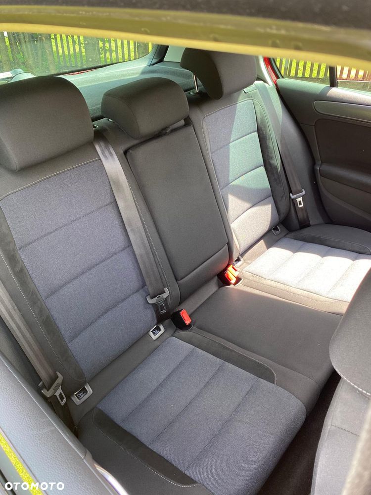 Volkswagen Golf 1.6 TDI BlueMot Comfortline - 6