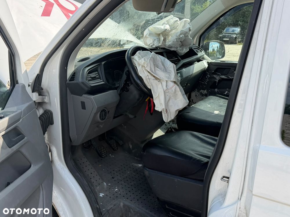 Volkswagen Transporter - 16