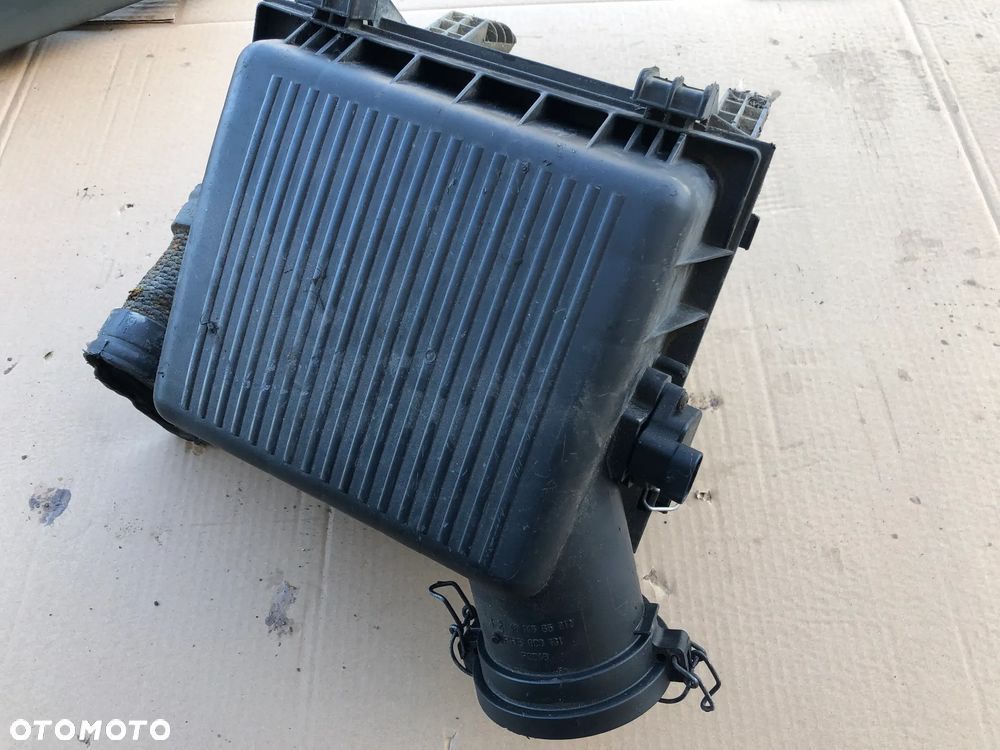 Obudowa filtra powietrza PHB000131 LAND ROVER DISCOVERY 2 II 2,5 TD5 Facelift - 1