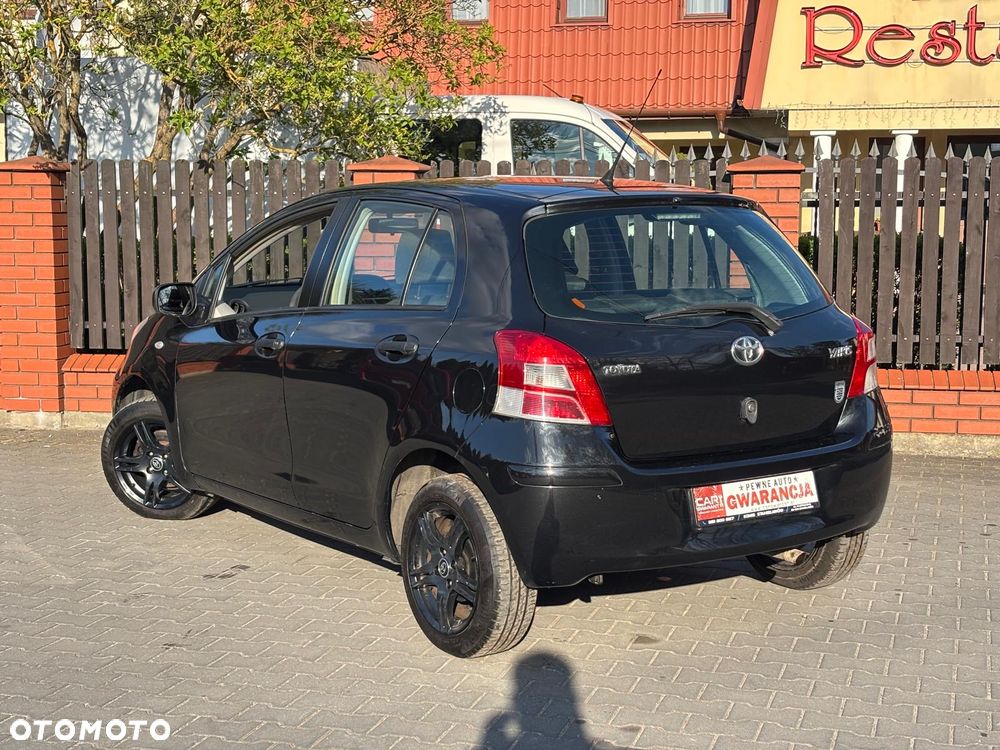 Toyota Yaris 1.33 Sol - 11