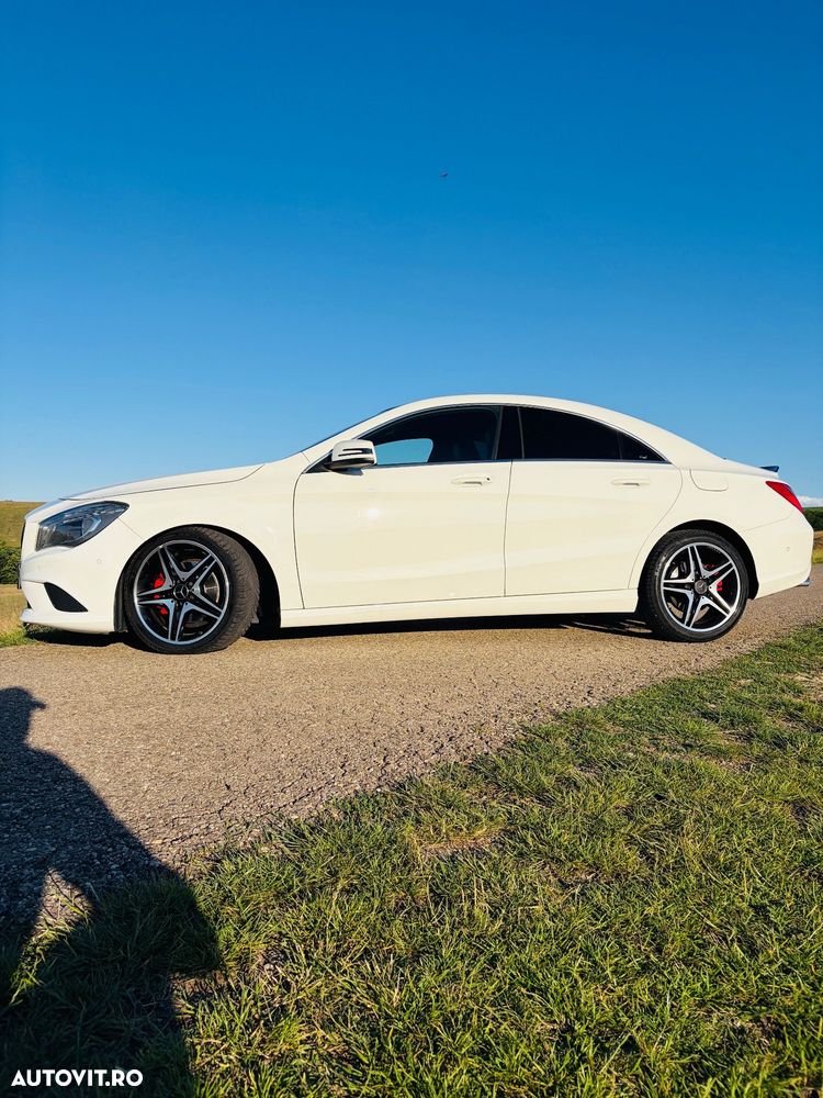 Mercedes-Benz CLA 200 Shooting Brake 7G-DCT AMG Line - 15