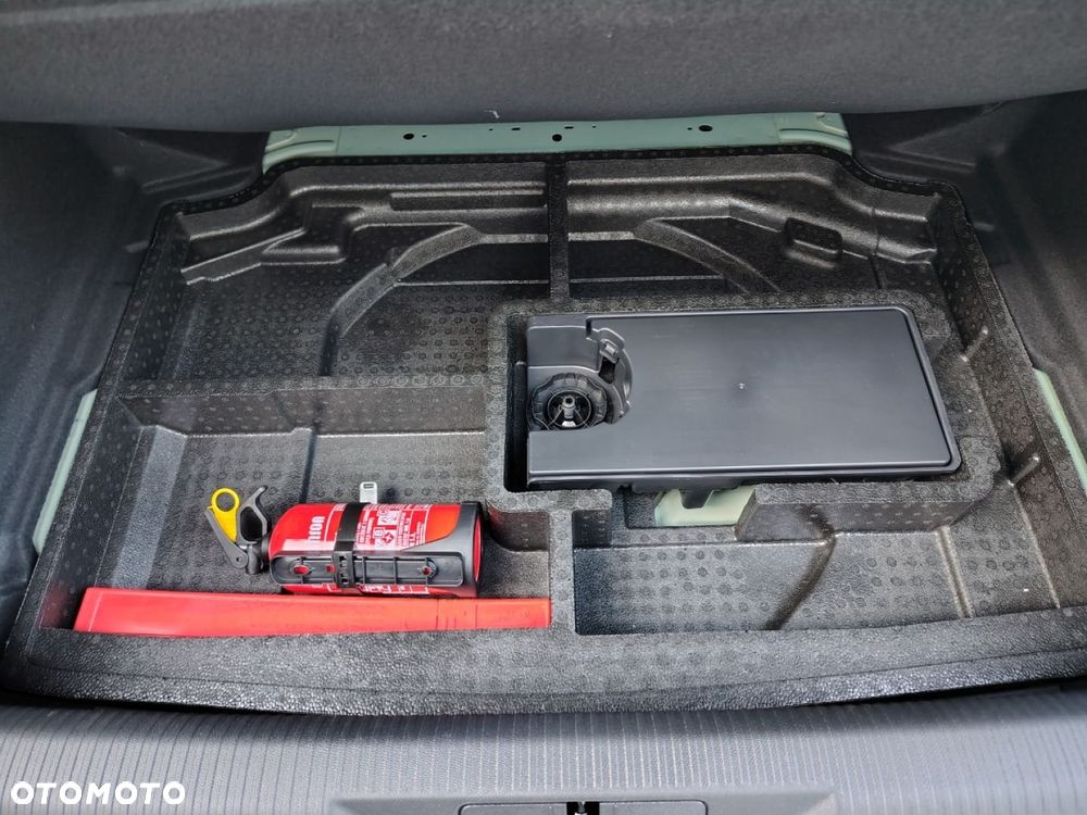Peugeot 308 - 13