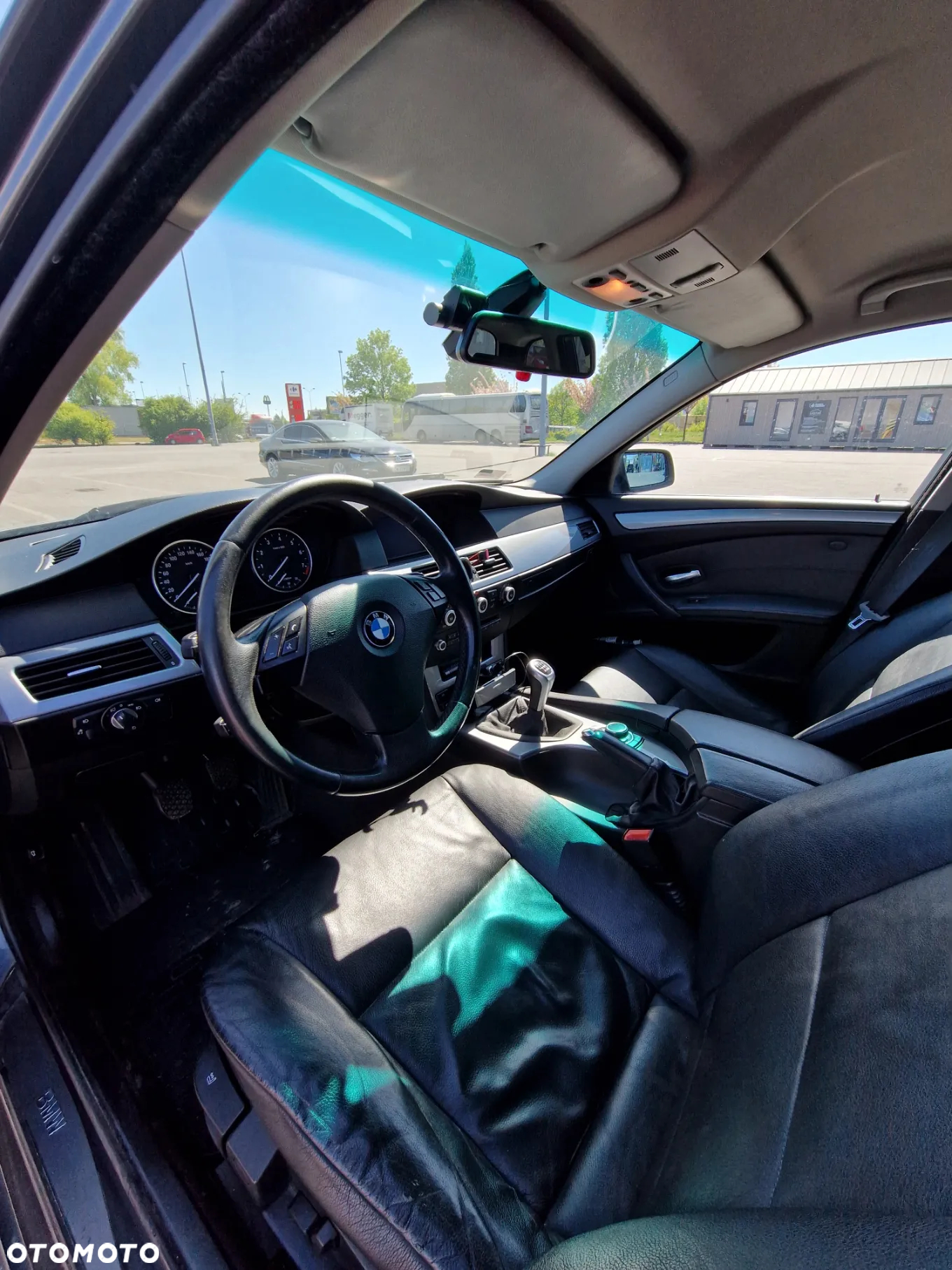 BMW Seria 5 520i - 10