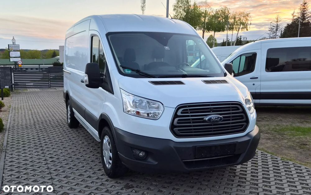 Ford Transit L2H2 2.0d Kamera Podgrzewane siedzen Stan Idealnyia - 33