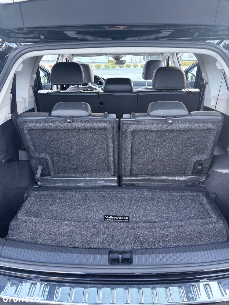 Volkswagen Tiguan Allspace - 21