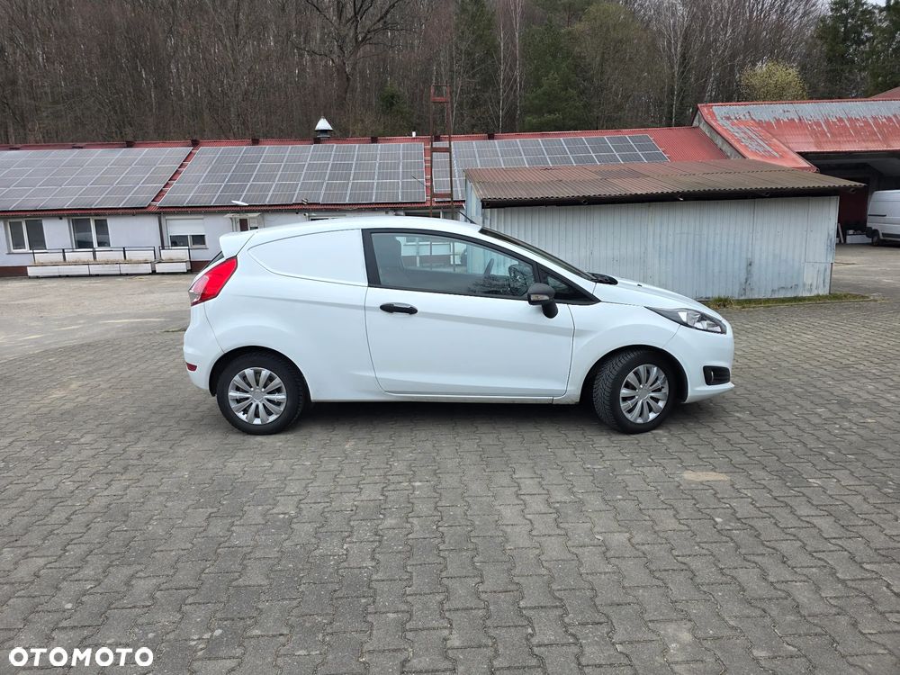 Ford Fiesta 1.5 TDCi Celebration - 32