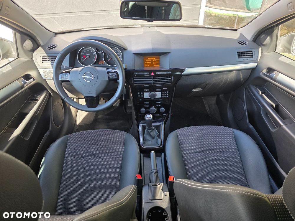 Opel Astra 1.8 Cosmo - 8