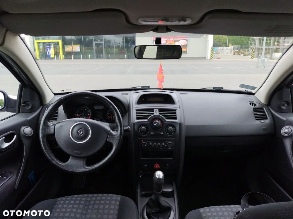 Renault Megane 1.6 16V Authentique - 7