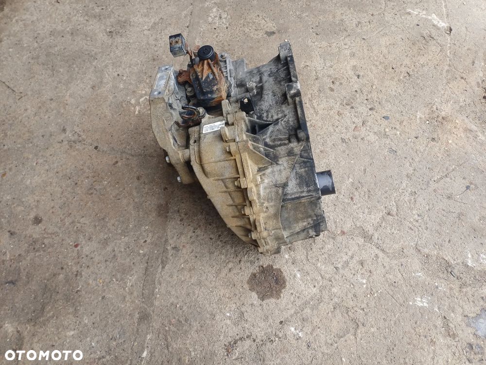 Skrzynia biegow land rover freelander II 2.2TD4 06-11R ag9r7002fa - 2