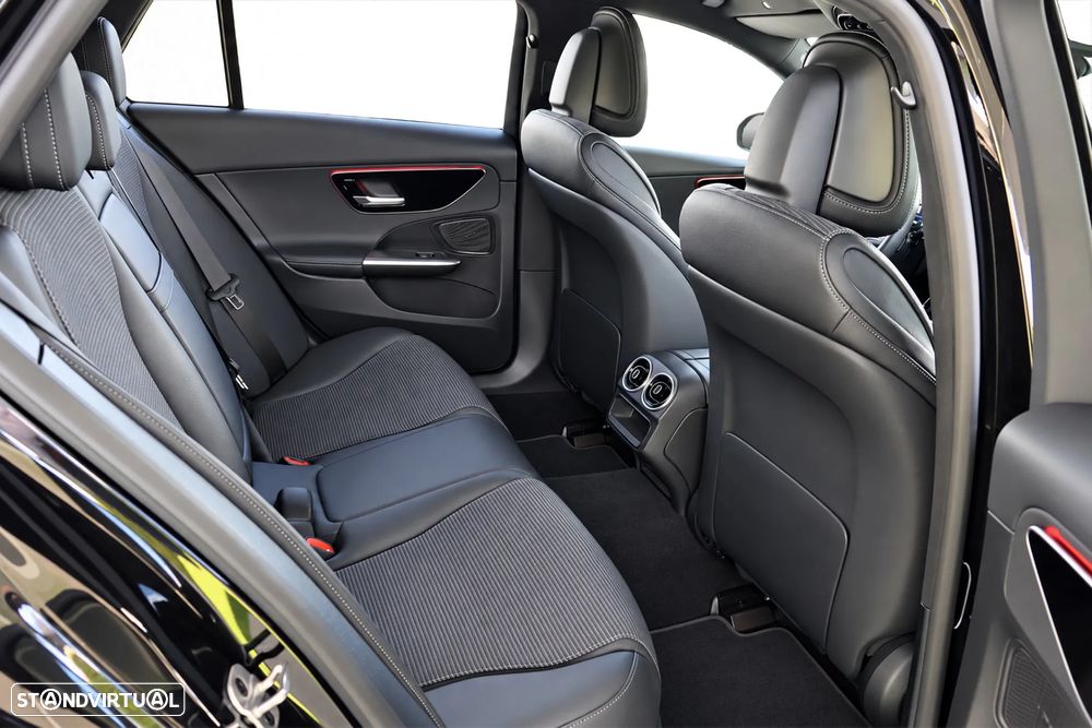 Mercedes-Benz C 300 de Avantgarde - 18