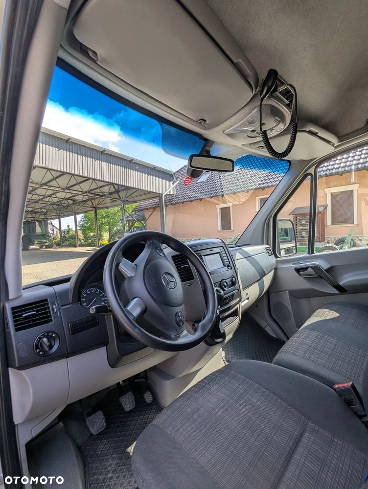 Mercedes-Benz Sprinter - 3