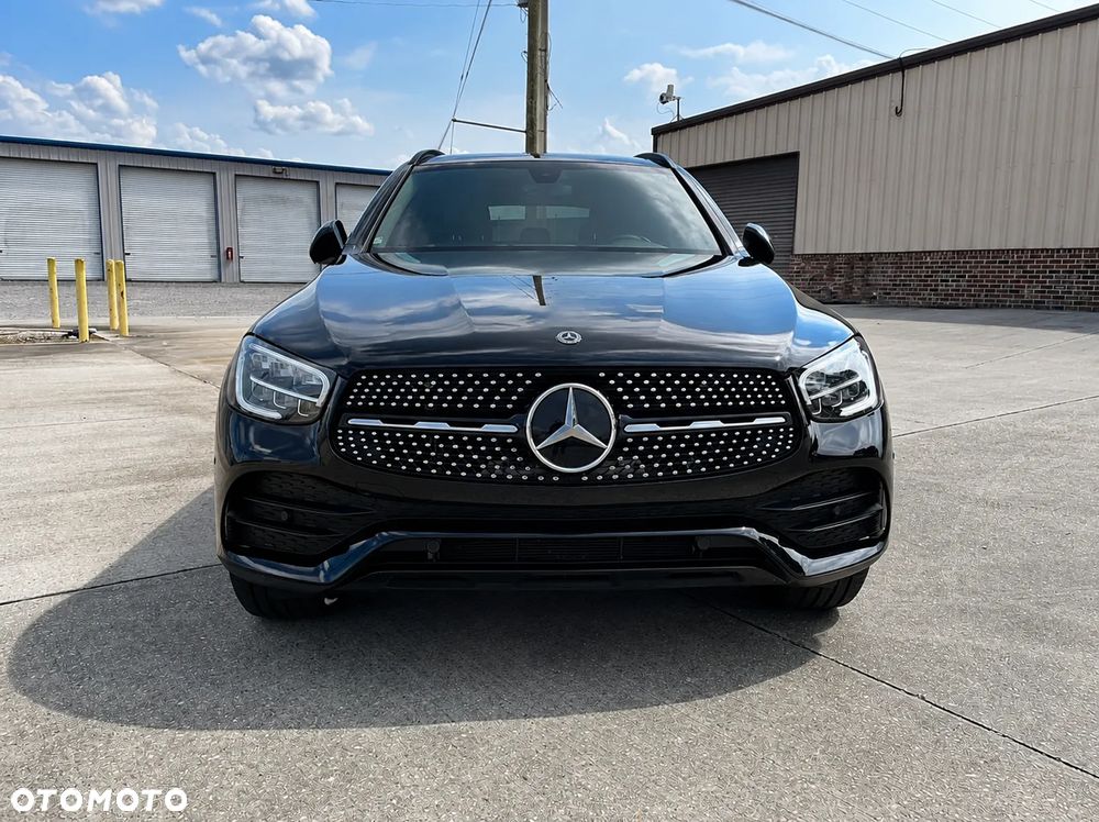 Mercedes-Benz GLC - 4