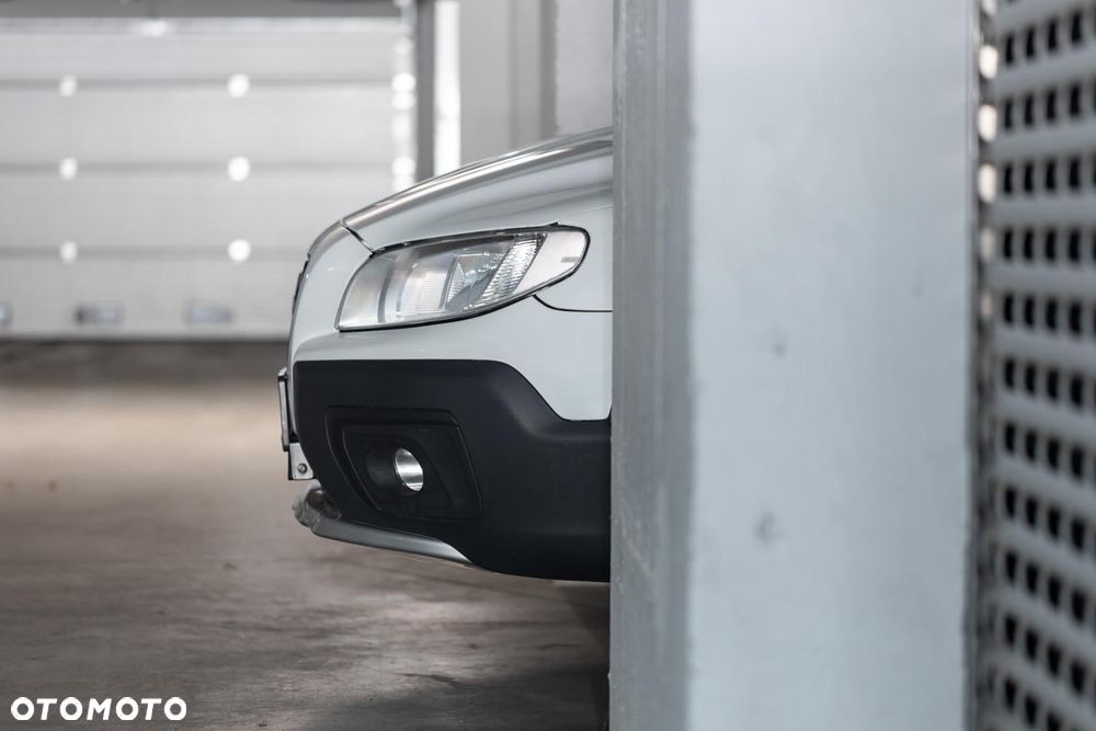 Volvo XC 70 T6 AWD Dynamic Momentum - 1