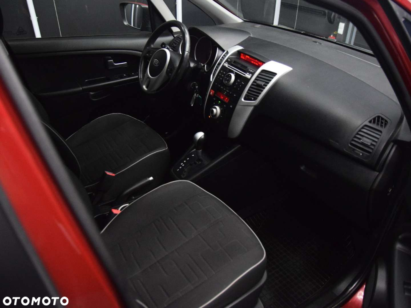 Kia Venga - 6