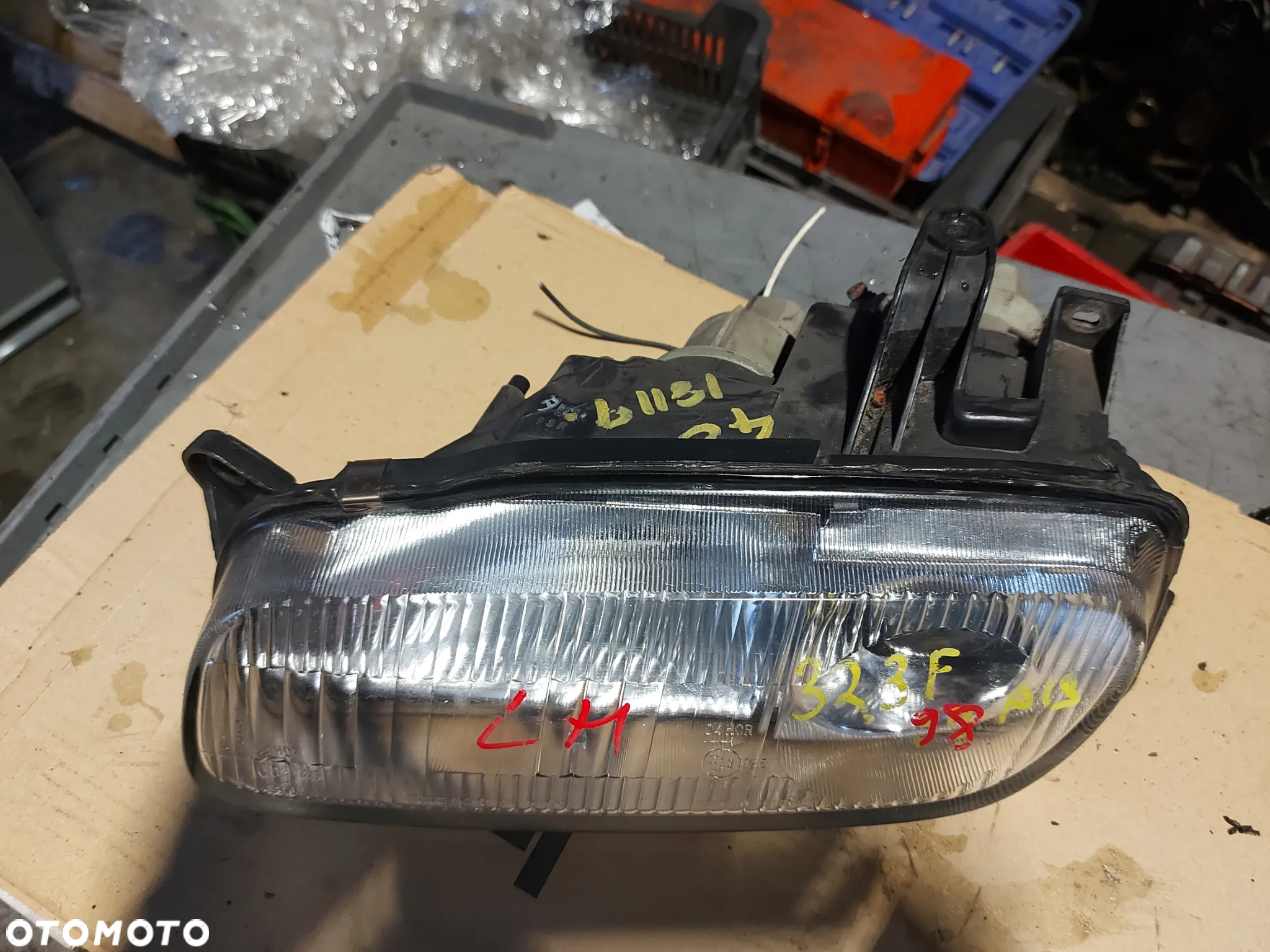 Reflektor lampa lewa przednia lewy przód Mazda 323F '98r ANGLIK - 2