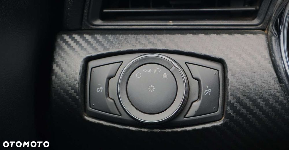 Ford Mustang - 36