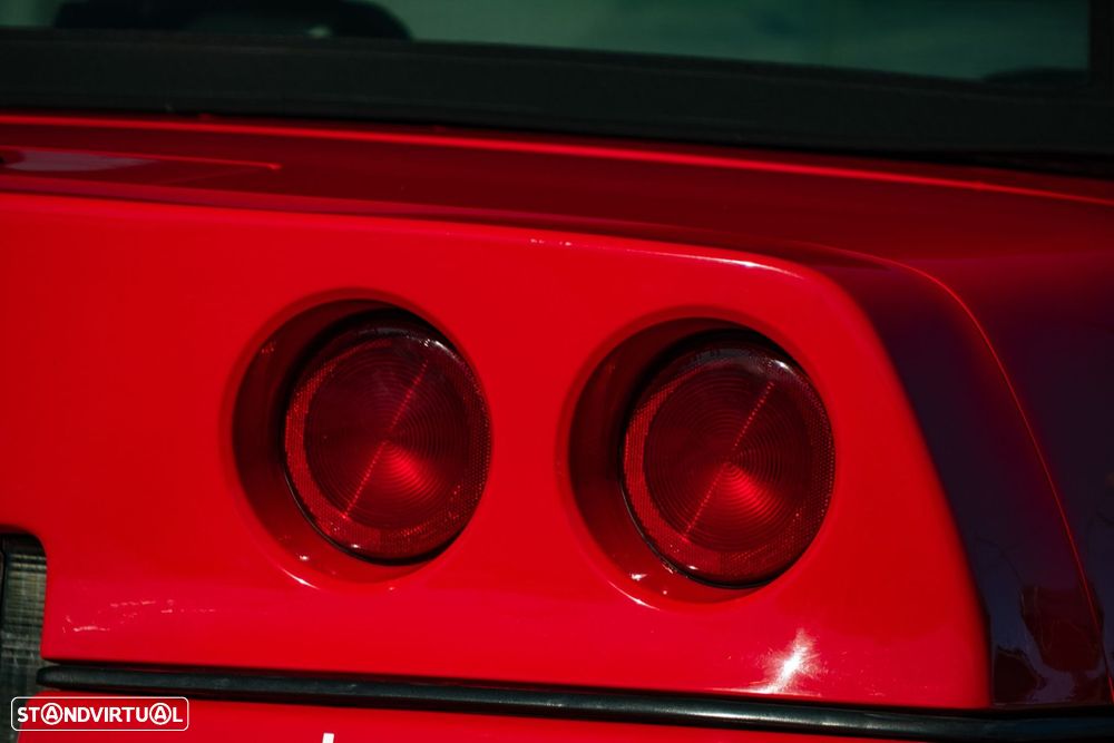 Chevrolet Corvette - 8