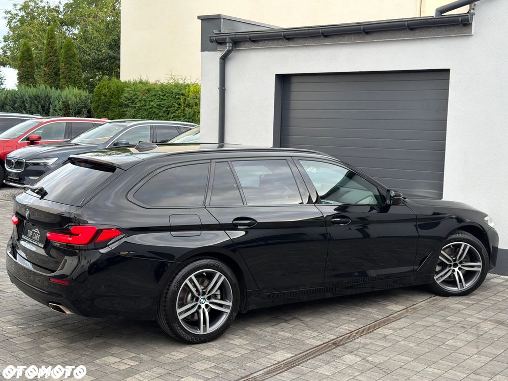 BMW Seria 5 520d M Sport sport - 33