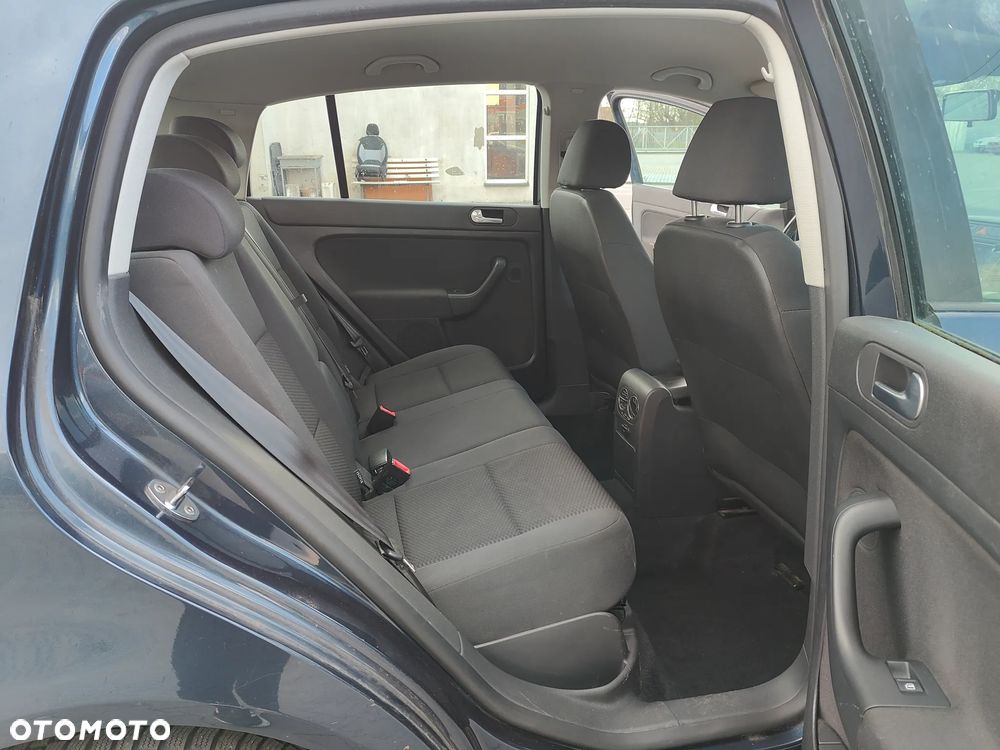 Volkswagen Golf Plus - 20