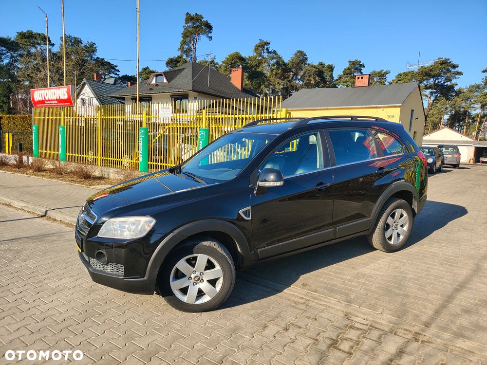 Chevrolet Captiva 2.4 4WD 7 Sitzer LT - 3