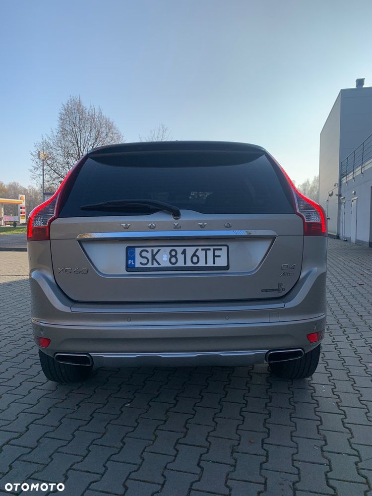 Volvo XC 60 D4 AWD Summum - 5