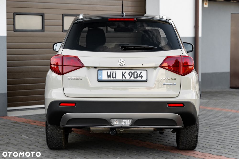 Suzuki Vitara 1.5 Dualjet Hybrid AGS Comfort+ "SHINKAI" - 8