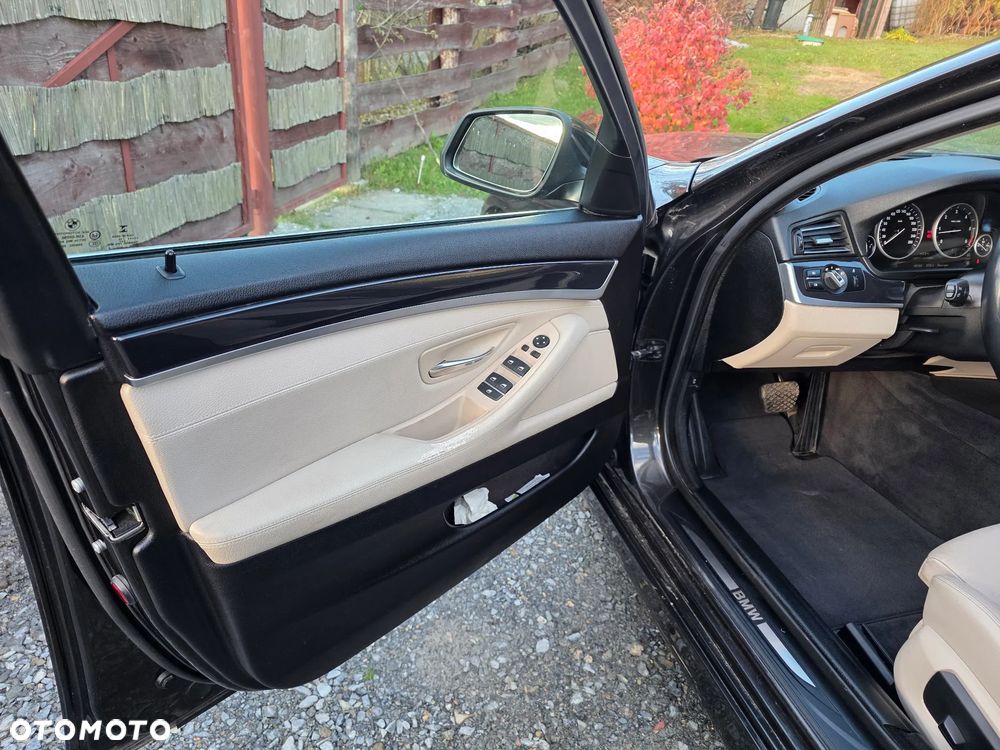 BMW Seria 5 530d - 11