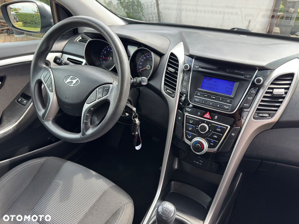 Hyundai i30 - 27