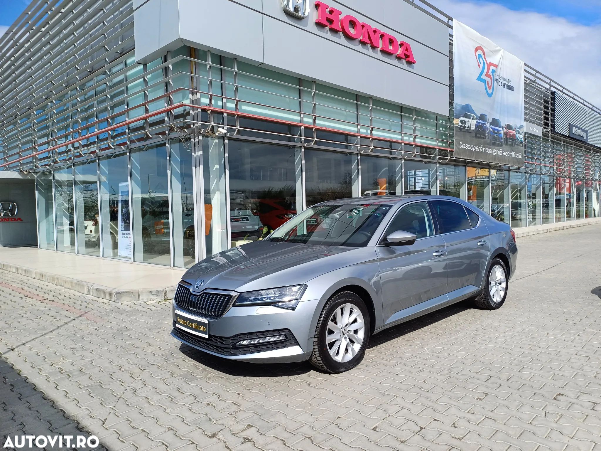 Skoda Superb - 1