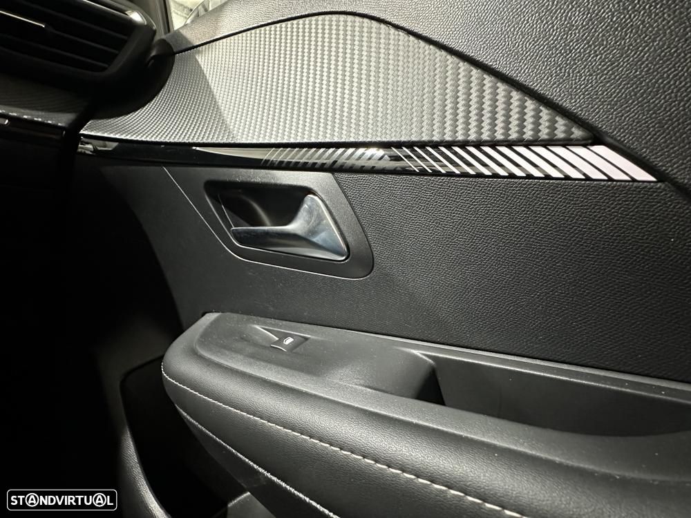 Peugeot e-208 51 kWh Allure - 32