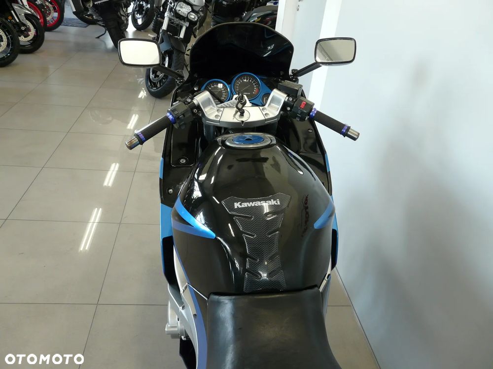 Kawasaki ZZR - 17