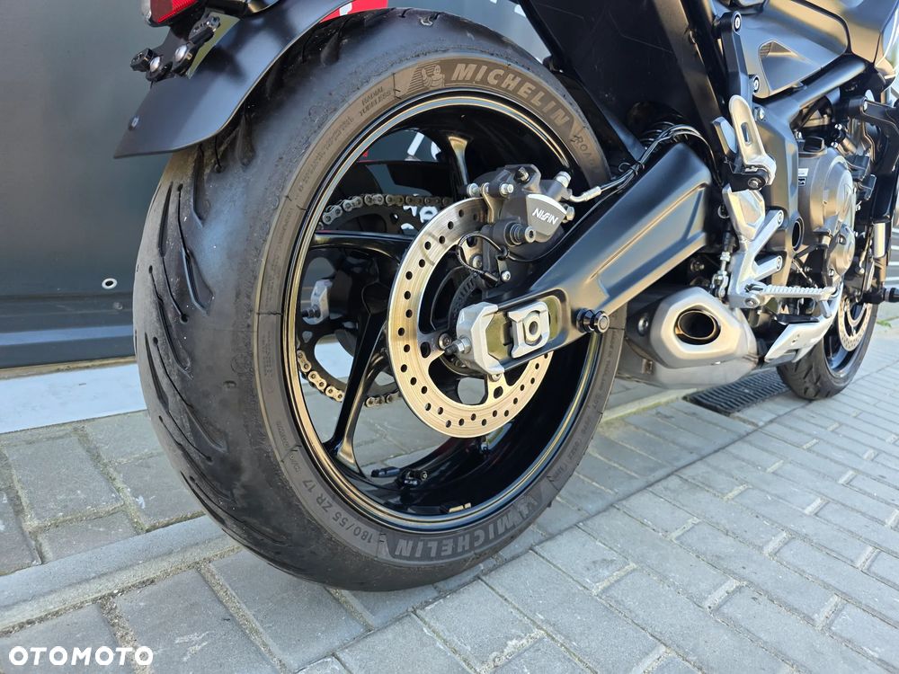 Triumph Trident - 20
