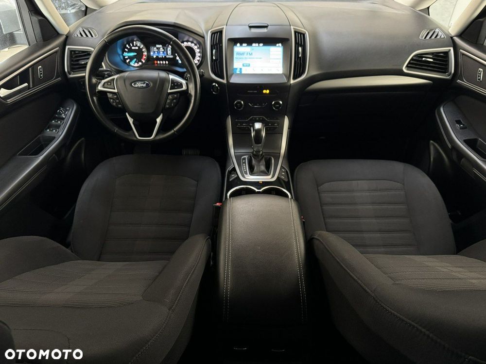 Ford Galaxy - 22