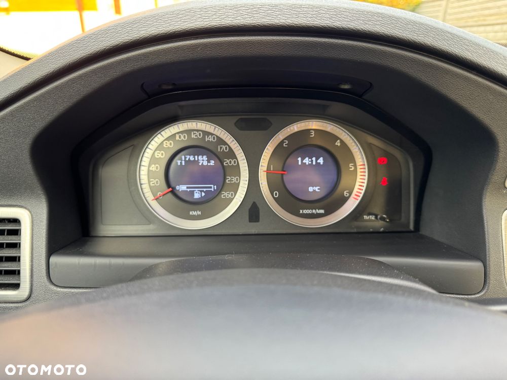 Volvo V70 2.0D Summum - 19