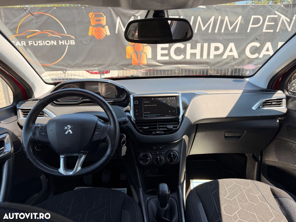 Peugeot 2008 1.2 L PureTech Active - 5