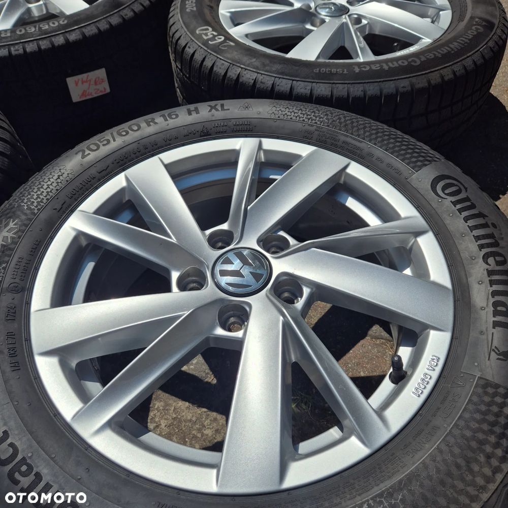 ZIMA 205/60 R16 ORYGI. VW T-ROC PASSAT TOURAN CADDY ATECA OCTAVIA 4 YETI - 2