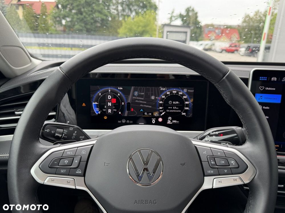 Volkswagen Passat - 30