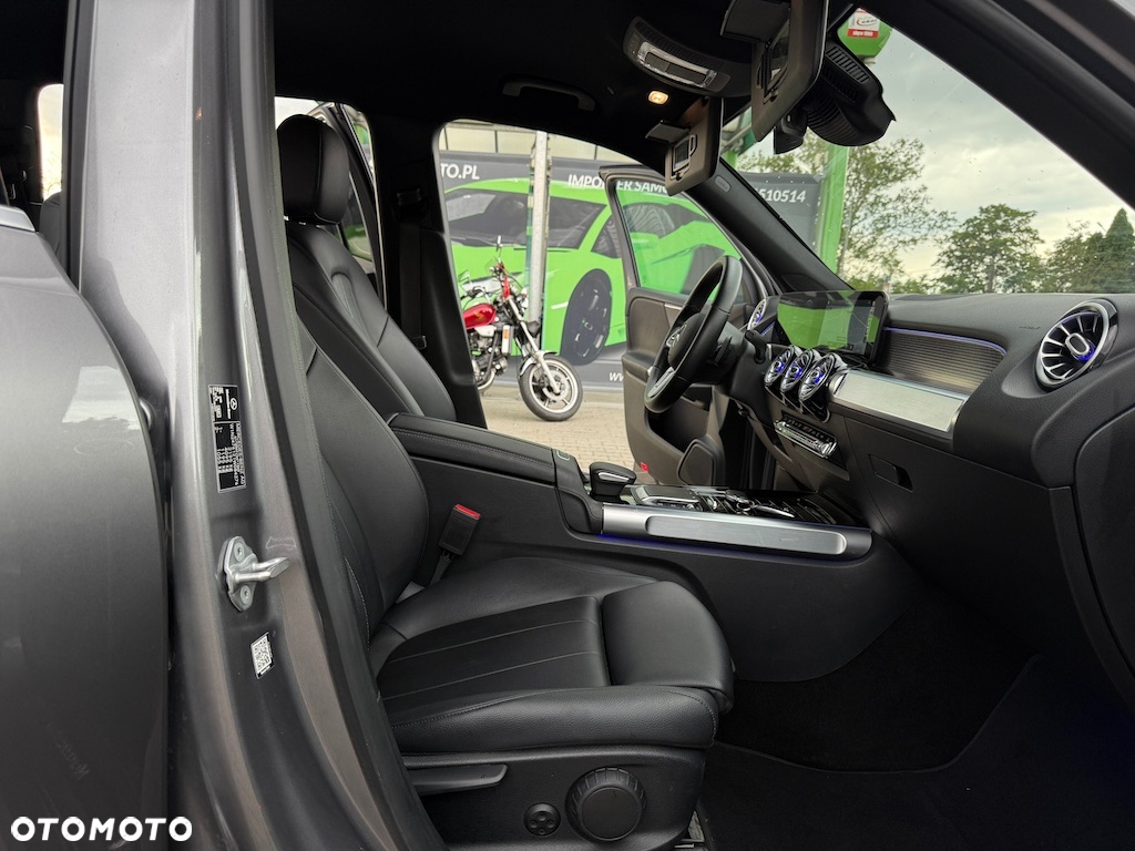 Mercedes-Benz GLB 200 d 8G-DCT - 33