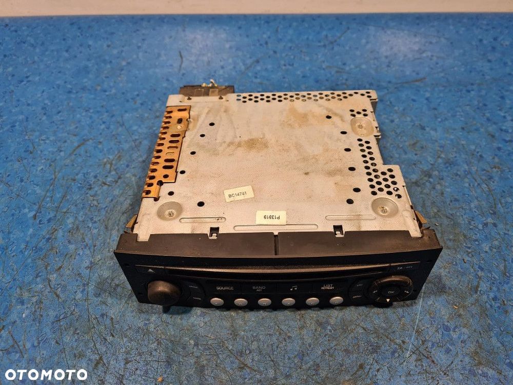 PEUGEOT EXPERT II RADIO 96643697XT - 2