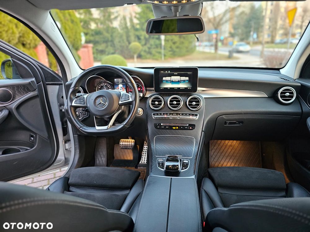Mercedes-Benz GLC - 16