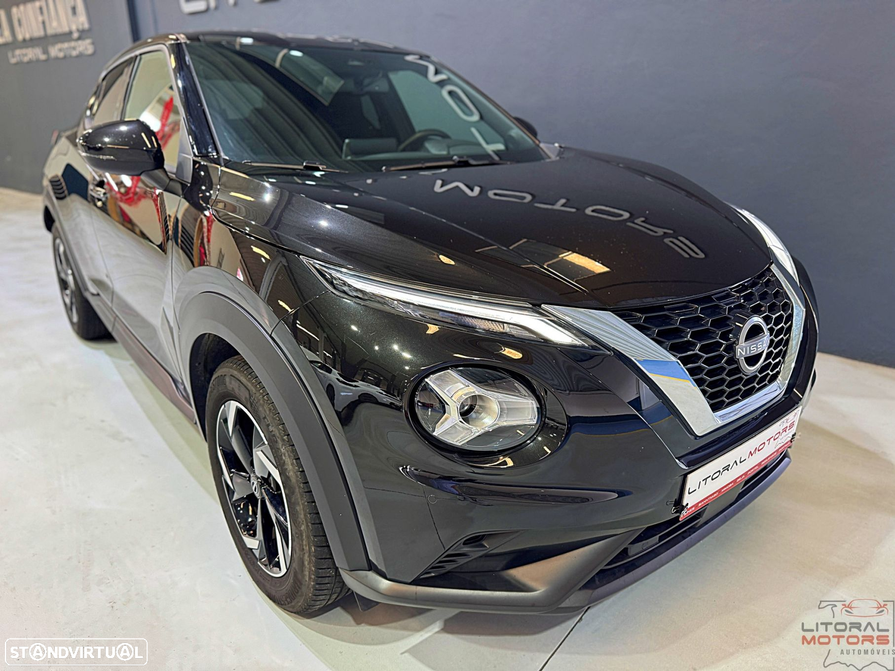 Nissan Juke 1.0 DIG-T N-Design Black - 3