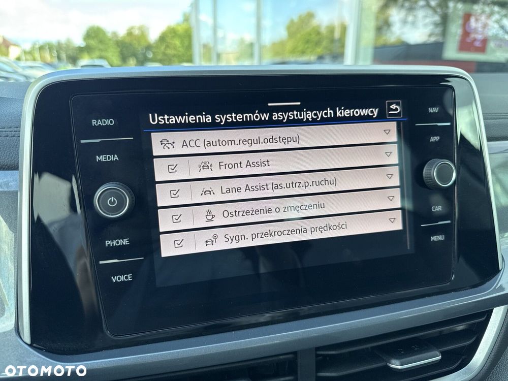Volkswagen T-Roc 1.5 TSI Style DSG - 25